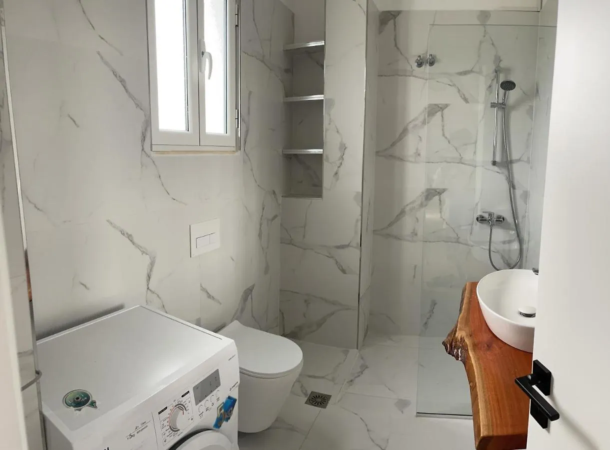 Sea La Vie Apartments Sarandë